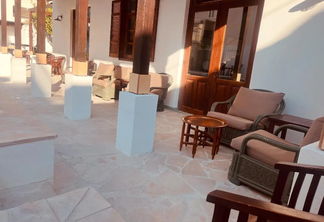 Hotel The Colonial Larnaca